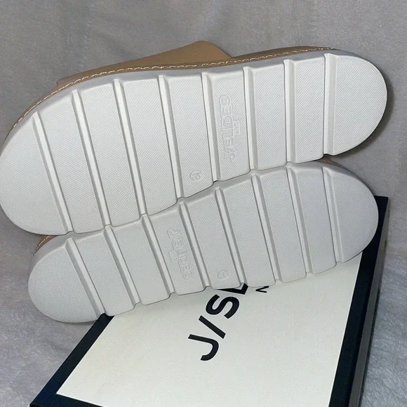 NWT J/SLIDES BIBBY Nude Leather Sandal - Picture 14 of 15